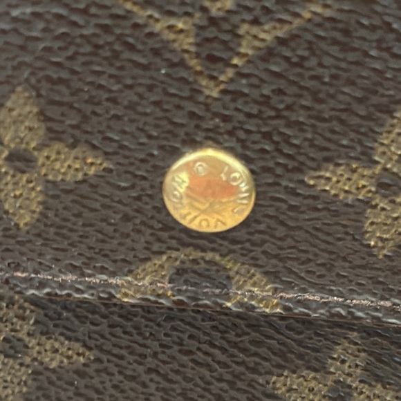 Louis Vuitton Monogram Long Snap Wallet - Picture 12 of 12